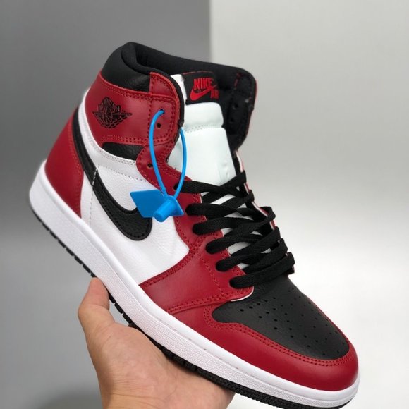 Athletic_Shoes